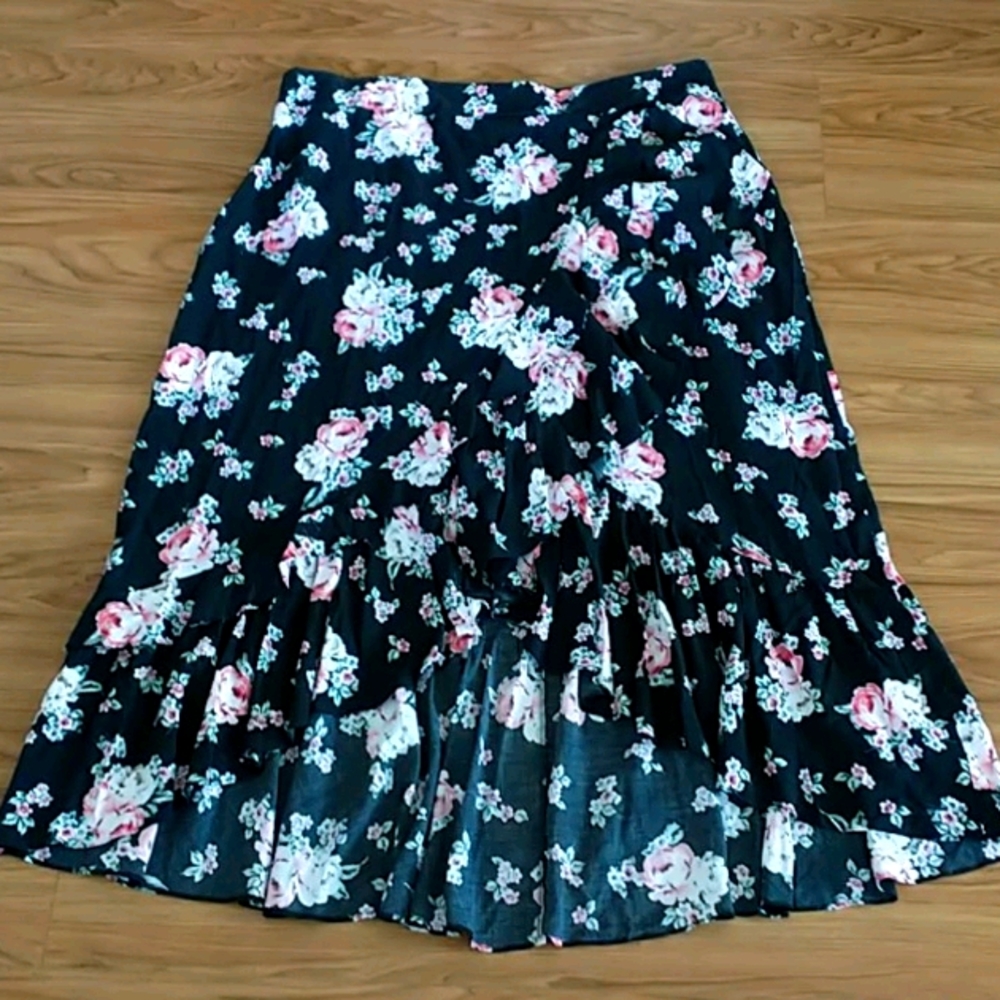 TORRID Floral Ruffle Challis Hilo Wrap Skirt Sz 3